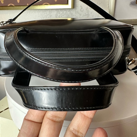 🔥Authentic GUCCI Patent Leather Crossbody Bag /Hand Bag/Shoulder Bag - Picture 13 of 13